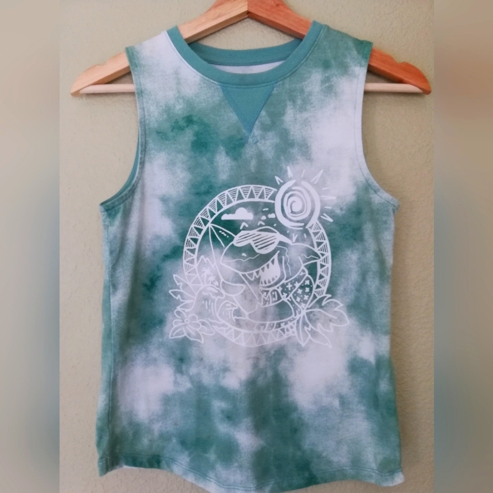 🌺💙 Cat & Jack Green Graphic Tie Dye Tank Top